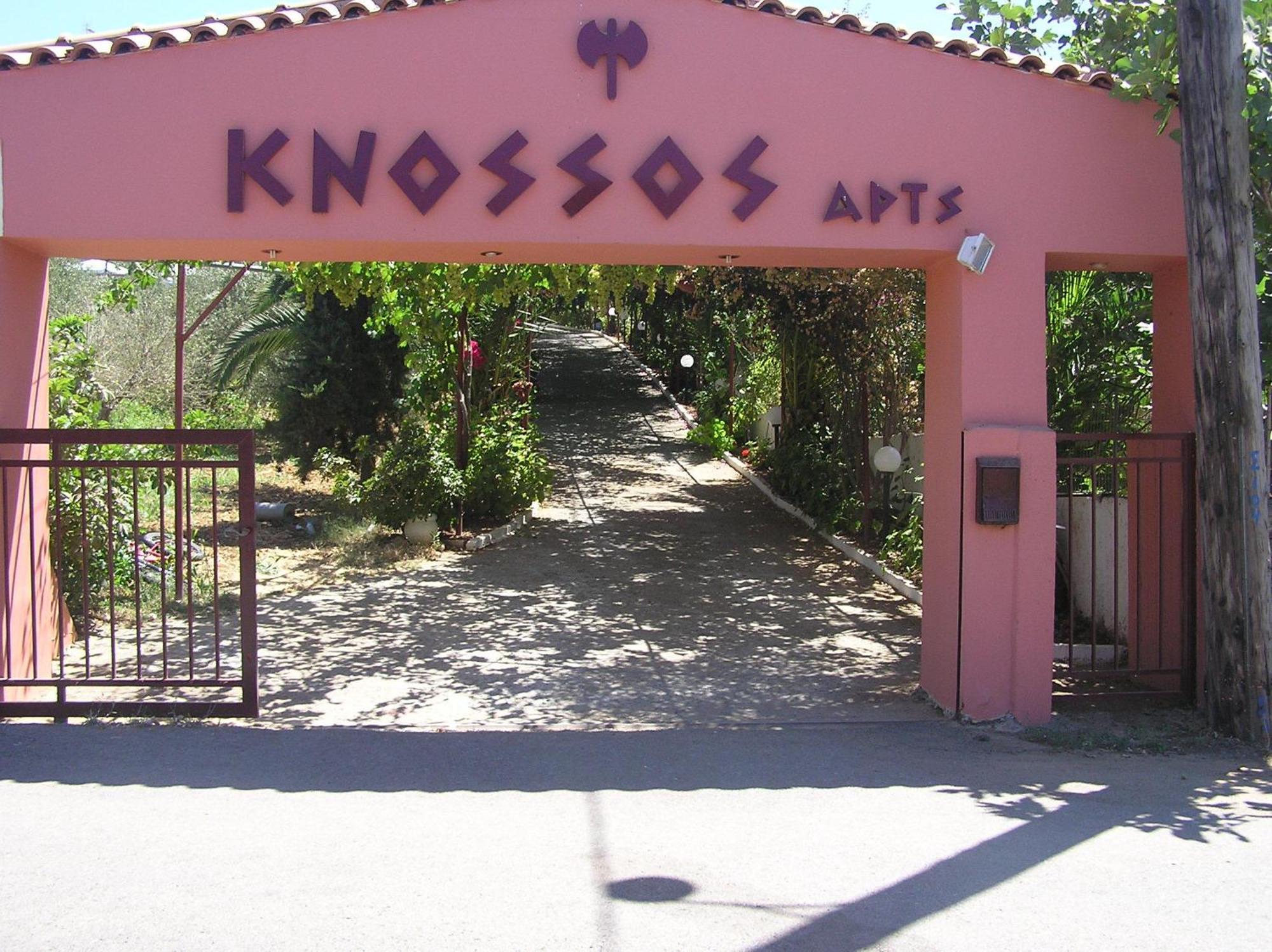 Knossos Aparthotel Pánormos Buitenkant foto