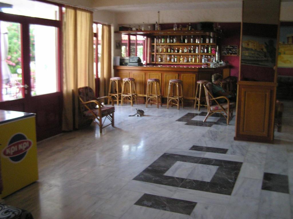 Knossos Aparthotel Pánormos Buitenkant foto
